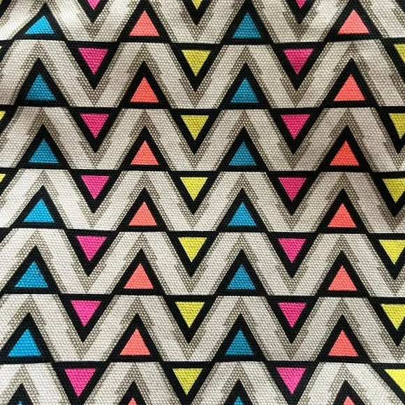 Kavu Neon Colorful Chevron Pattern Shoulder Bag - Multicolor - Picture 15 of 16